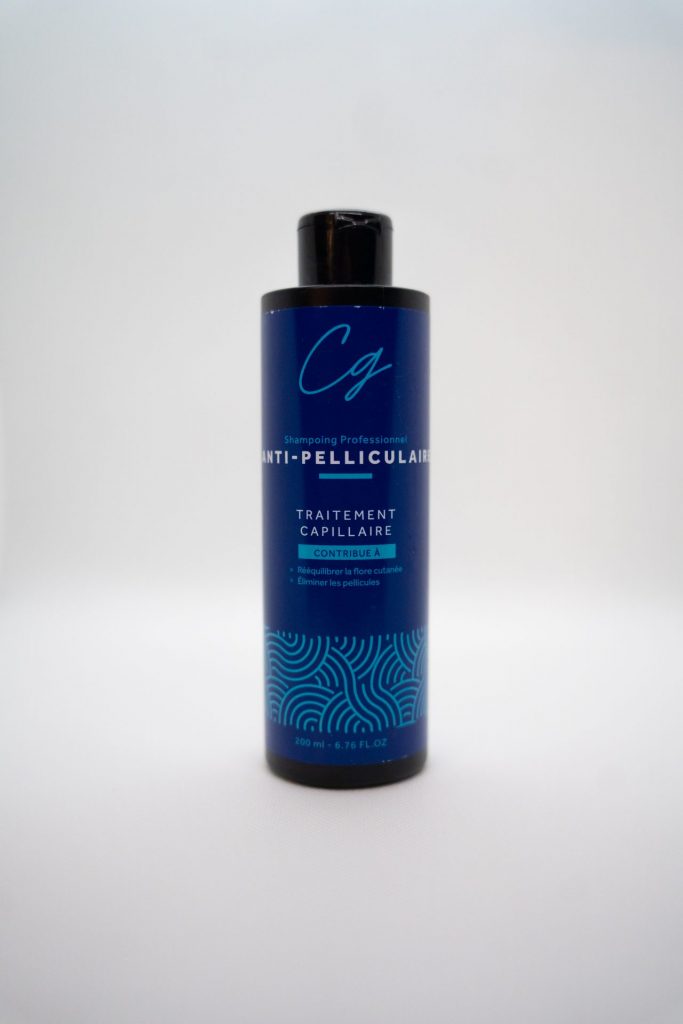 Shampoing Antipelliculaire CG sur fond blanc